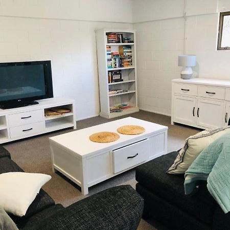 Waikaraka Beach, Spacious & Very Comfortable Whangarei Heads Eksteriør billede